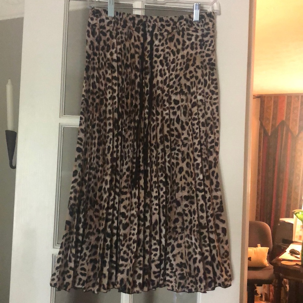 Zara Pleated Leopard Midi Skirt